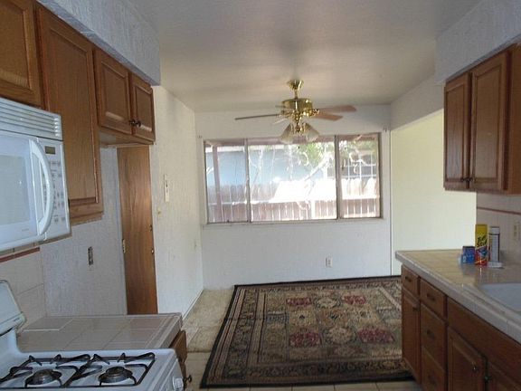 4th image of 728 N Kern Ave