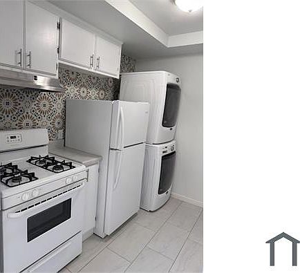 2nd image of 66309 Desert View Ave #1