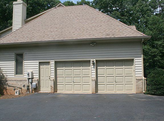 2nd image of 3210 Upper Wynnewood Pl