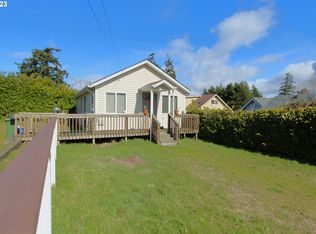 1946 16th St, North Bend, OR