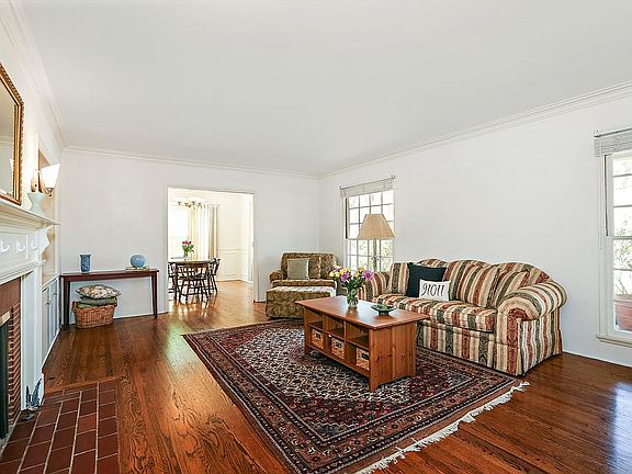 5th image of 4444 Hobbs Dr