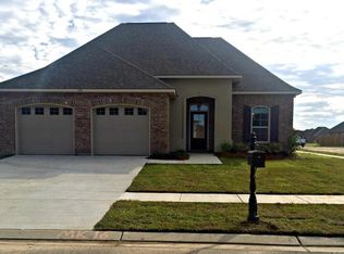 125 Sapphire Springs Rd, Youngsville, LA 70592