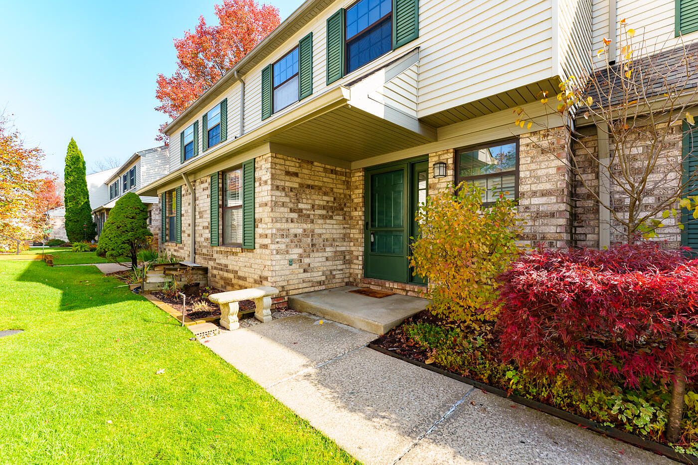 3859 Greenleaf Cir, Kalamazoo, MI 49008 Zillow