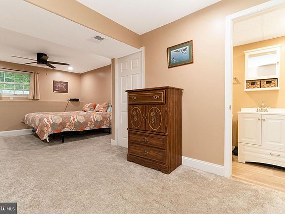 4th image of 1419 Macedonia Dr