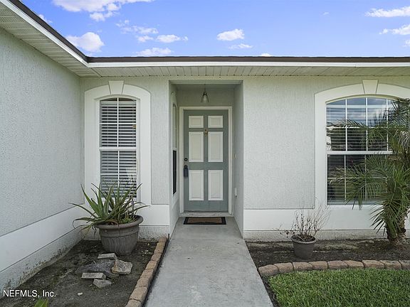 5th image of 416 Islamorada Dr S