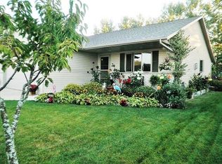 2315 Virginia Dr, Manitowoc, WI 54220