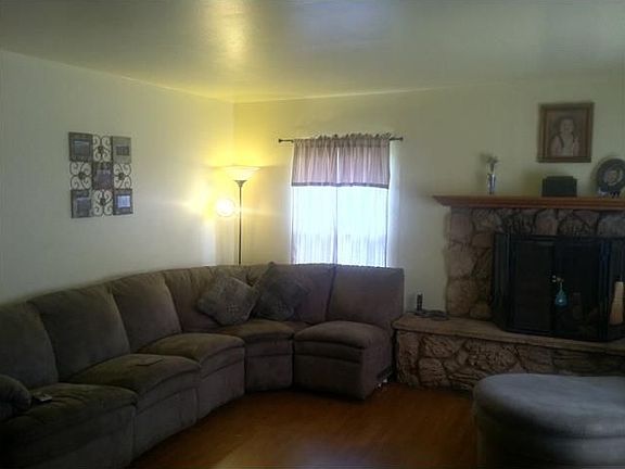 3rd image of 2467 Calle Quebrada