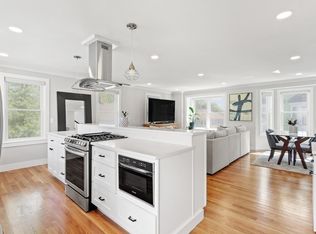 36 Town Hill St #A, Quincy, MA 02169