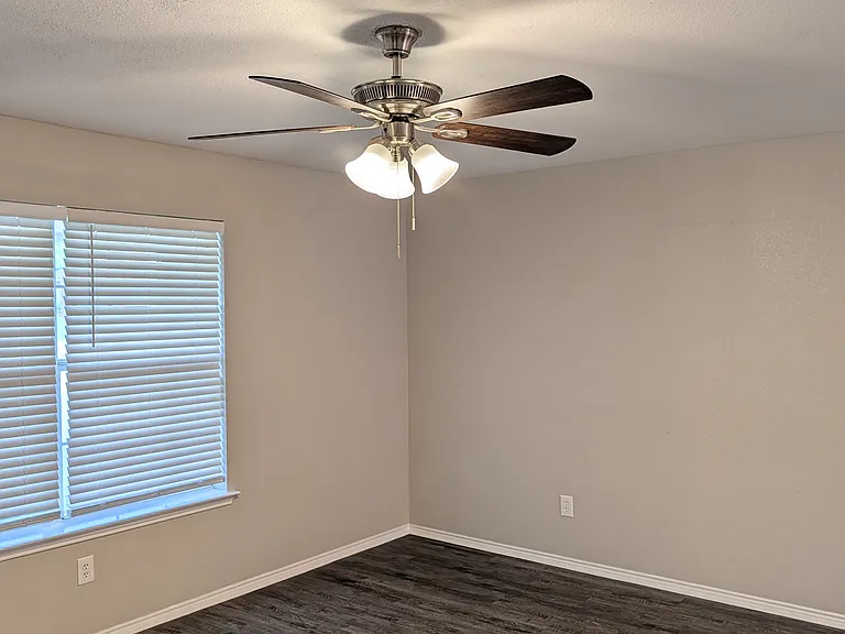 118 Westridge Dr — Photo 17