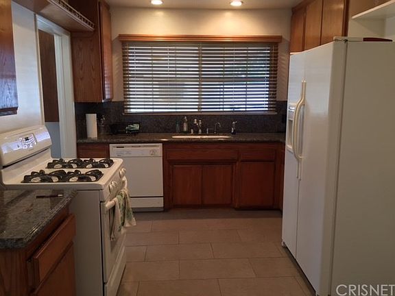 3rd image of 8127 Jellico Ave