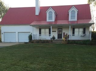 3704 New Jackson Hwy, Hodgenville, KY 42748