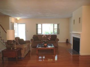 35 April Ln, Lexington, MA 02421