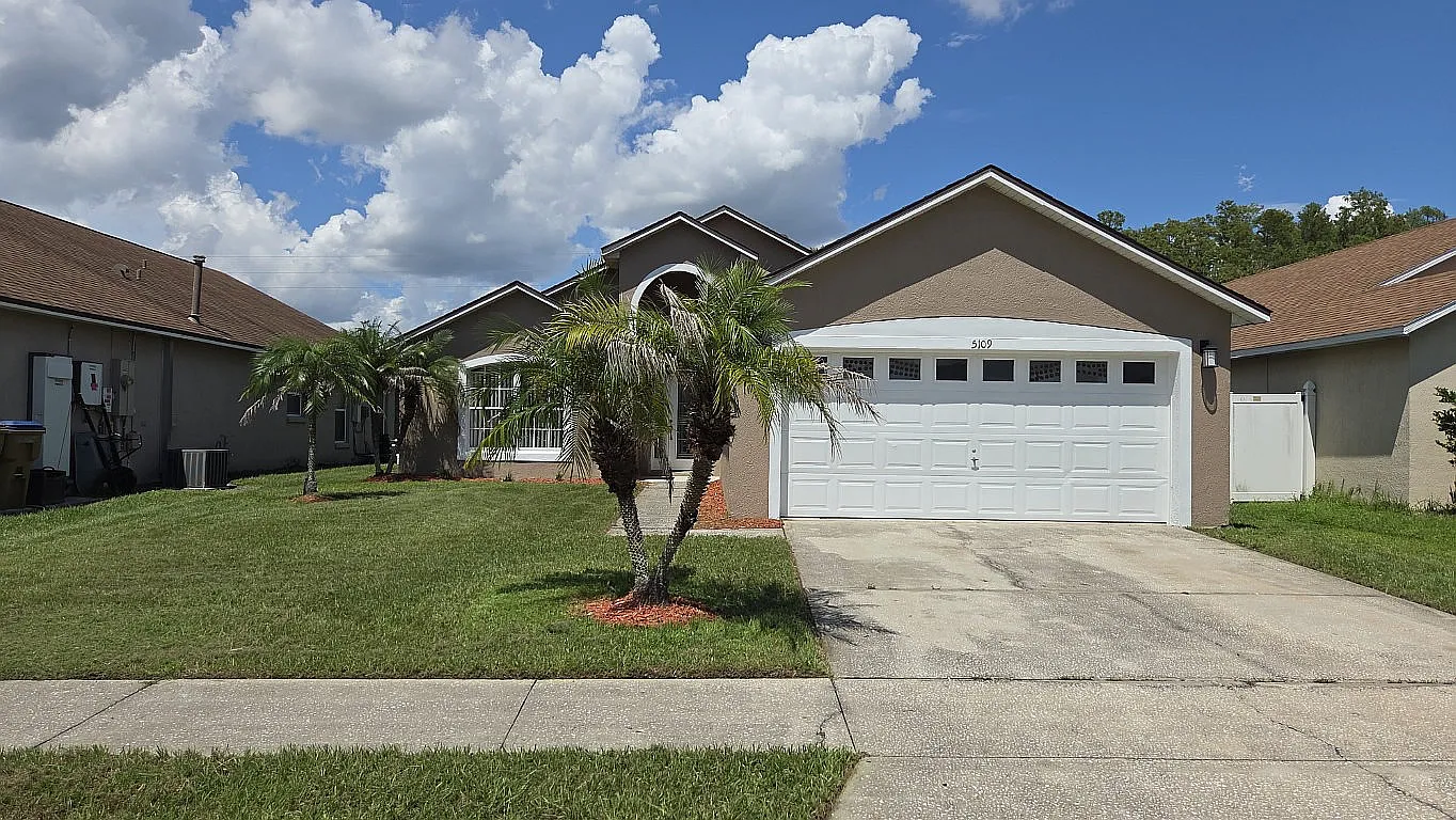 3 bed, 1480 sqft, $2,100 — Photo 2