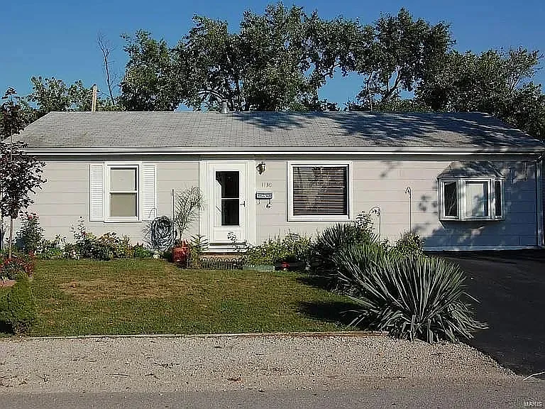 1130 Water St — Photo 1