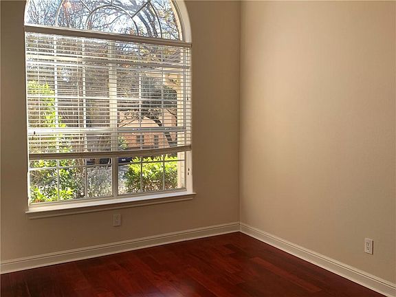 3rd image of 10718 Cassia Dr