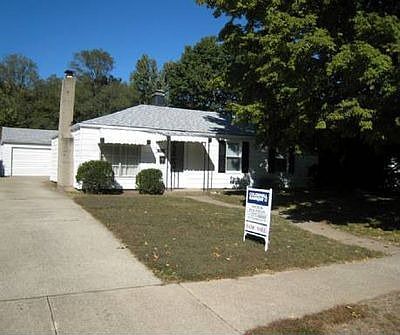 1st image of 1827 Greenwood Dr