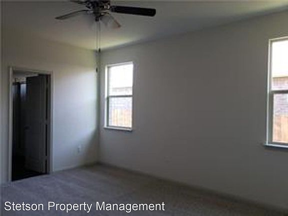 4th image of 18324 Urbano Dr