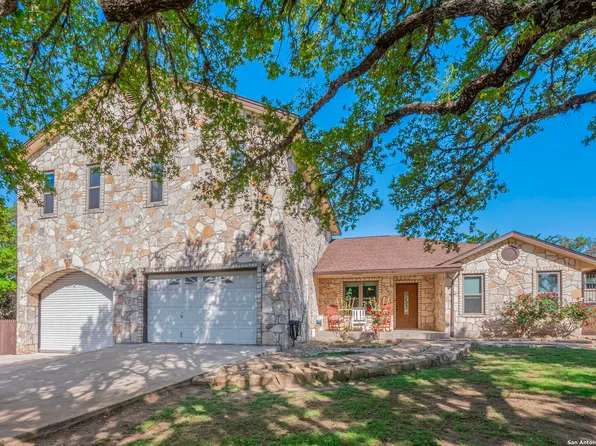 103 Walnut Way, Boerne, TX 78006