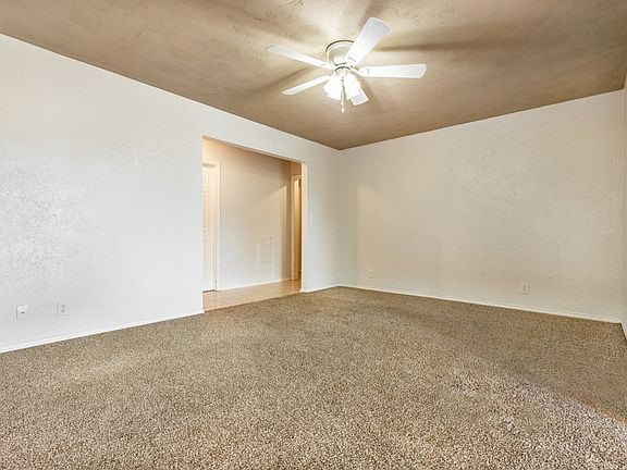 3rd image of 820 S Highland Dr