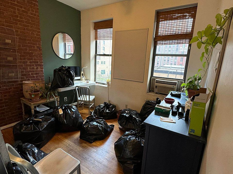 1st image of 524 W 46th St #3C