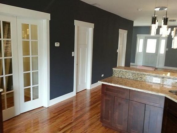 2nd image of 2818 W Arthington St #1