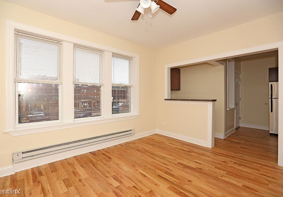 1st image of 3943 N Janssen Ave APT 2N