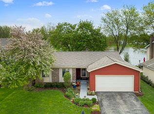 5S741 Malibu Ln, Naperville, IL