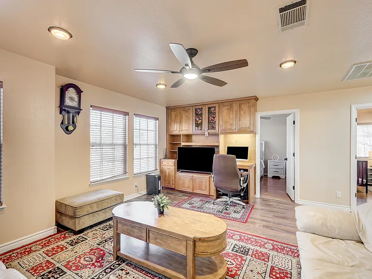 937 Denberry Way — Photo 10