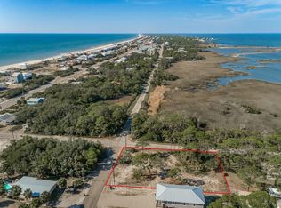 501 E Pine Ave, Eastpoint, FL 32328
