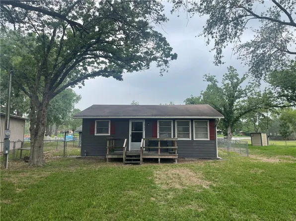 24857 Lakeview Ln #360, Mathis, TX 78368
