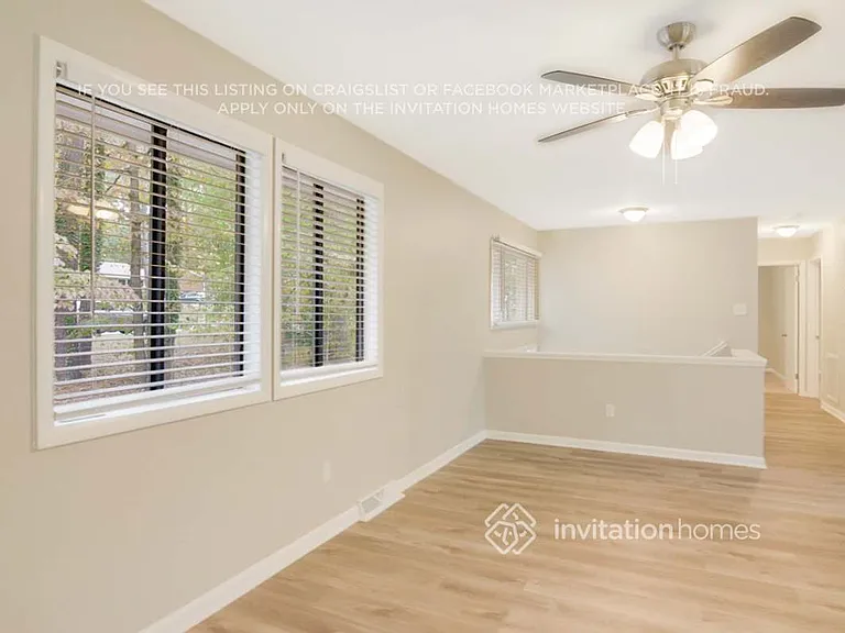 7812 Haymarket Ln — Photo 5