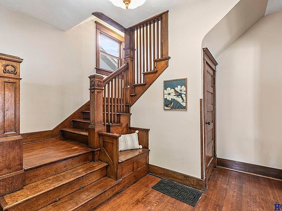 4th image of 1250 S 21st St