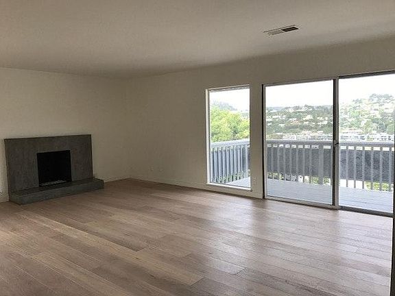 4th image of 25 Circle Dr APT B