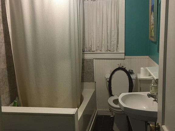 Bathroom with soaking tub