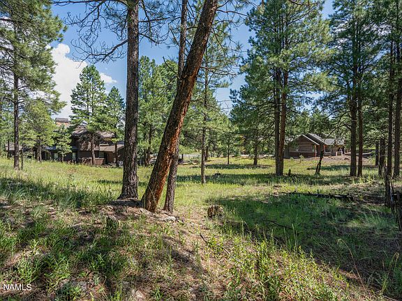 3rd image of 1840 E Sleeper Hollow Ct