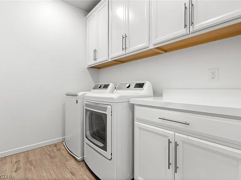 12349 Harbor Isle Ave — Photo 19