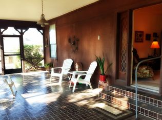 403 N Broadway St, Mertzon, TX 76941
