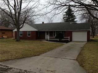511 Sunny Dr, Bryan, OH 43506