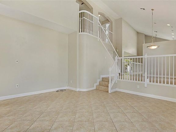 4th image of 11785 SW Bennington Cir