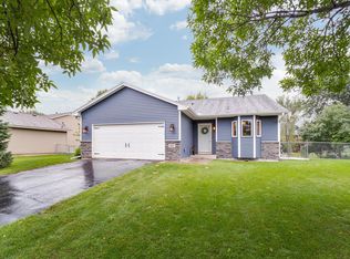 882 115th Ave NE, Blaine, MN 55434