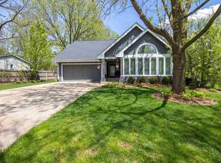 3127 Carefree Dr, Rockford, IL 61114