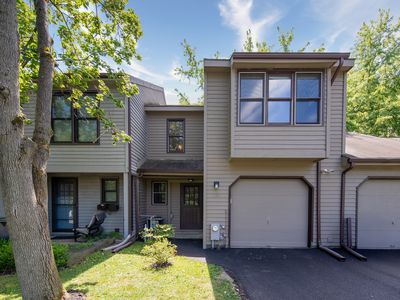 246 Woodscape Dr, Albany, NY, 12203