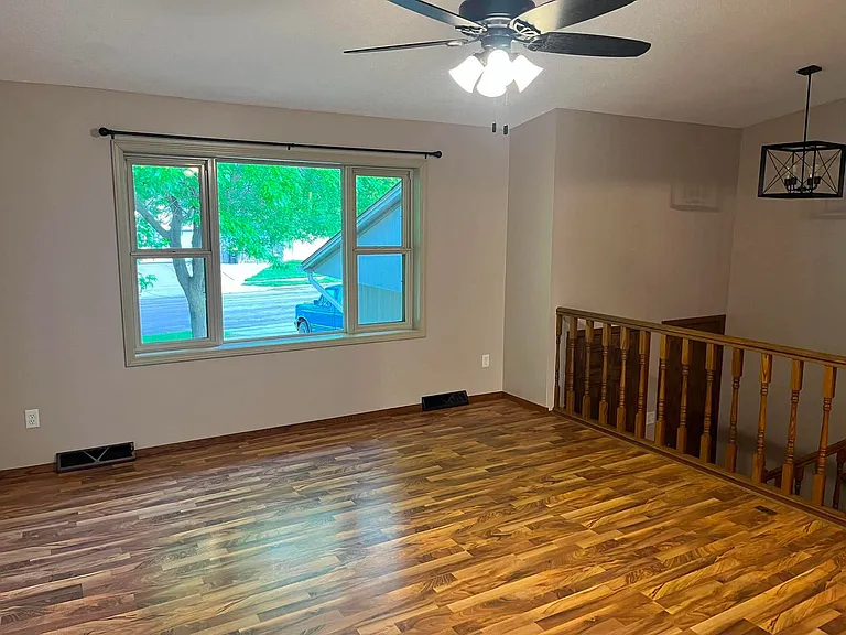 2612 S Melanie Ln — Photo 4