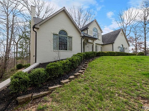 2nd image of 3024 Keystone Dr