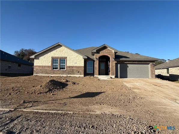 1504 Justice Dr, Copperas Cove, TX 76522