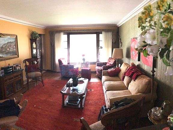 5th image of 10012 S Kilbourn Ave