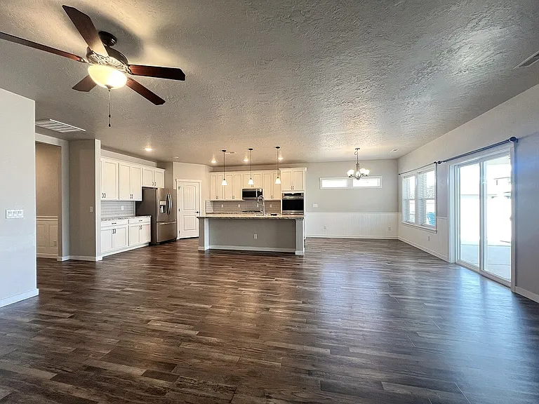 15136 N Fishing Creek Ave — Photo 21