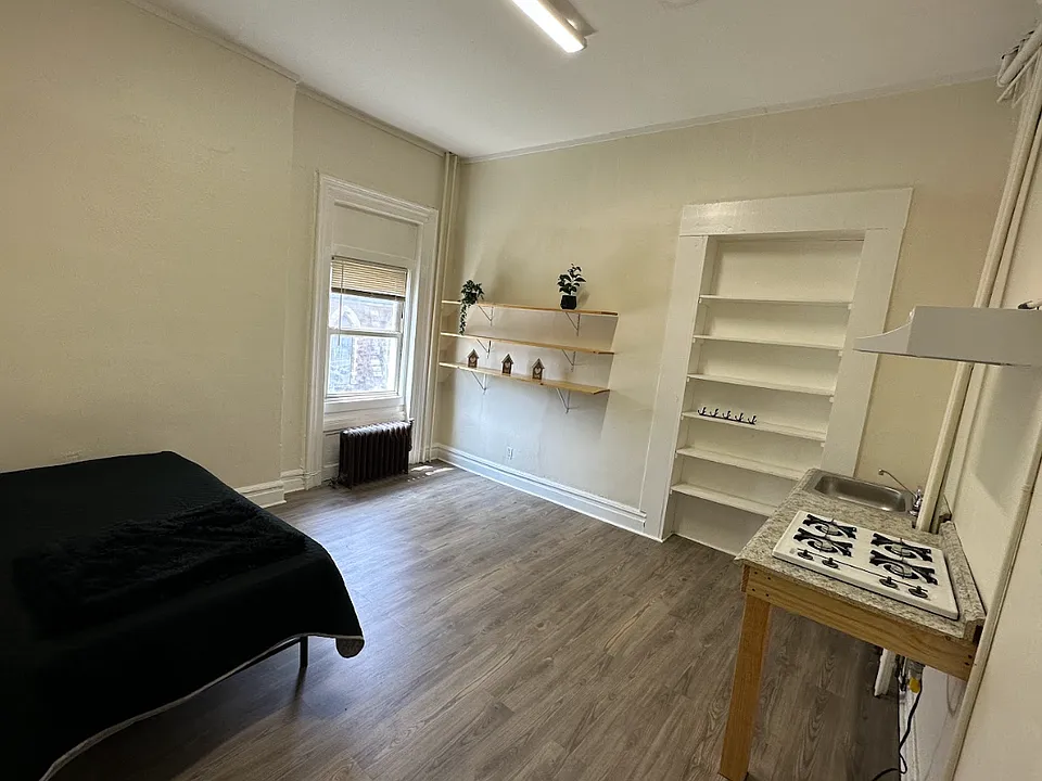 19 Lincoln Park #2