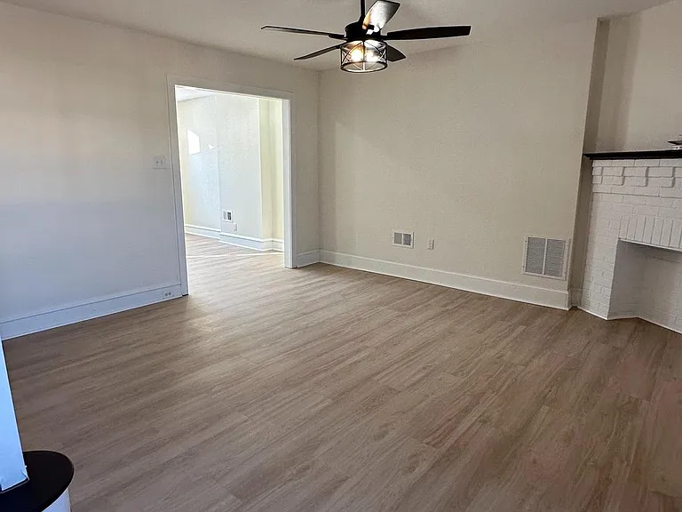 3750 L St — Photo 5
