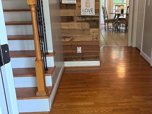 2nd image of 9067 Independence Dr